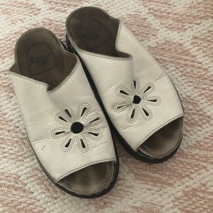 vintage Dr Marten chunky flower sandals
